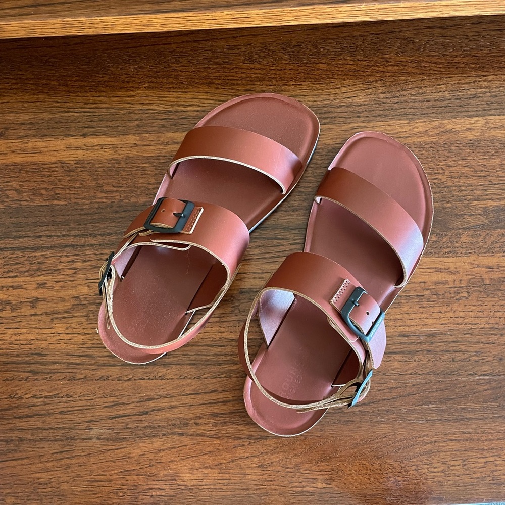 Groundies Kos Sandal, 39 cognac, new in box